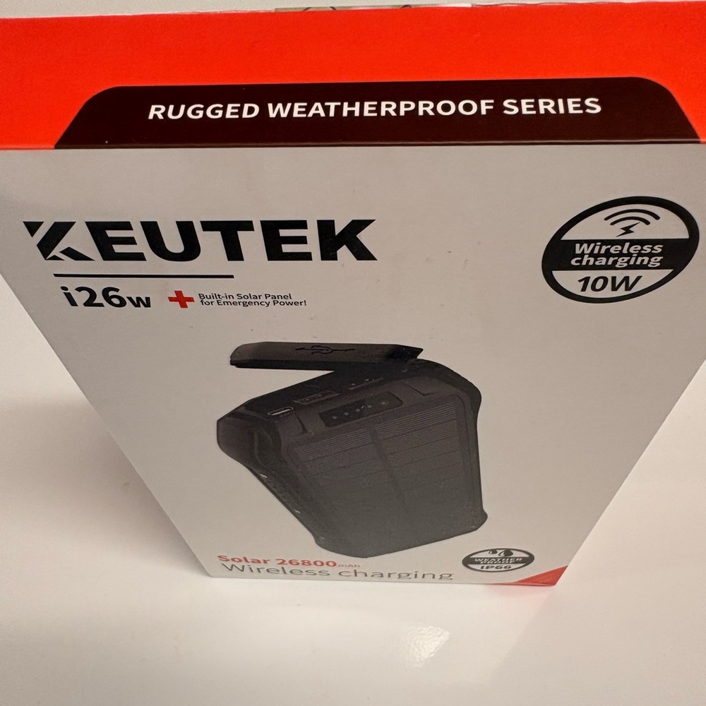 Rugged Weatherproof Wireless Charger - Black